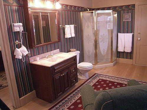 نورث إيست Grape Arbor Bed And Breakfast المظهر الخارجي الصورة