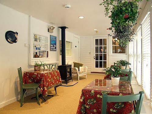 نورث إيست Grape Arbor Bed And Breakfast المظهر الخارجي الصورة
